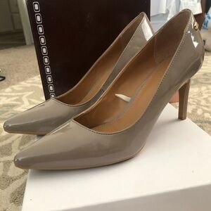 Calvin Klein Gayle  Taupe Patent leather pumps size 6.5